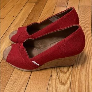 Red Toms wedges size 8
